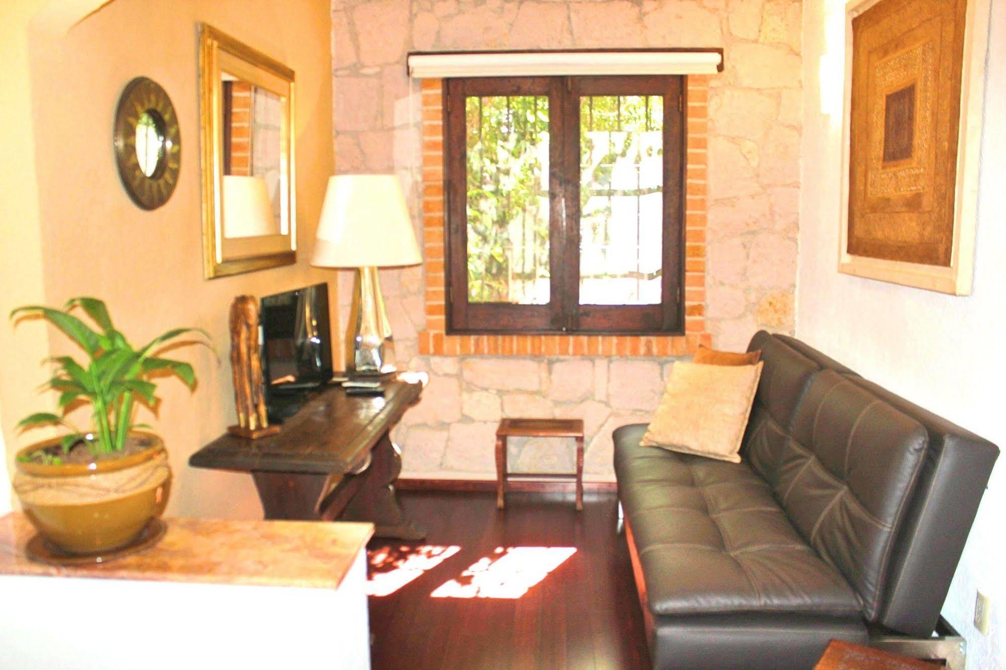 Casa Embrujo Morelia - Boutique ภายนอก รูปภาพ